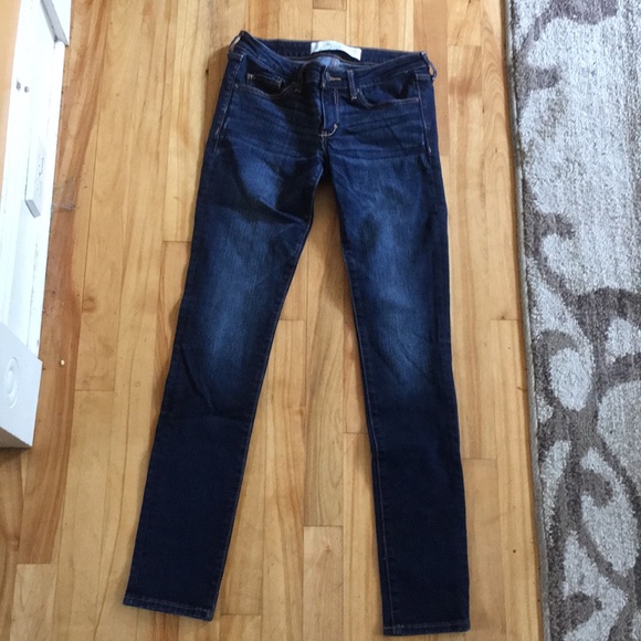 Abercrombie & Fitch Denim - Dark wash skinny jeans Abercrombie & Fitch Denim - Dark wash skinny jeans